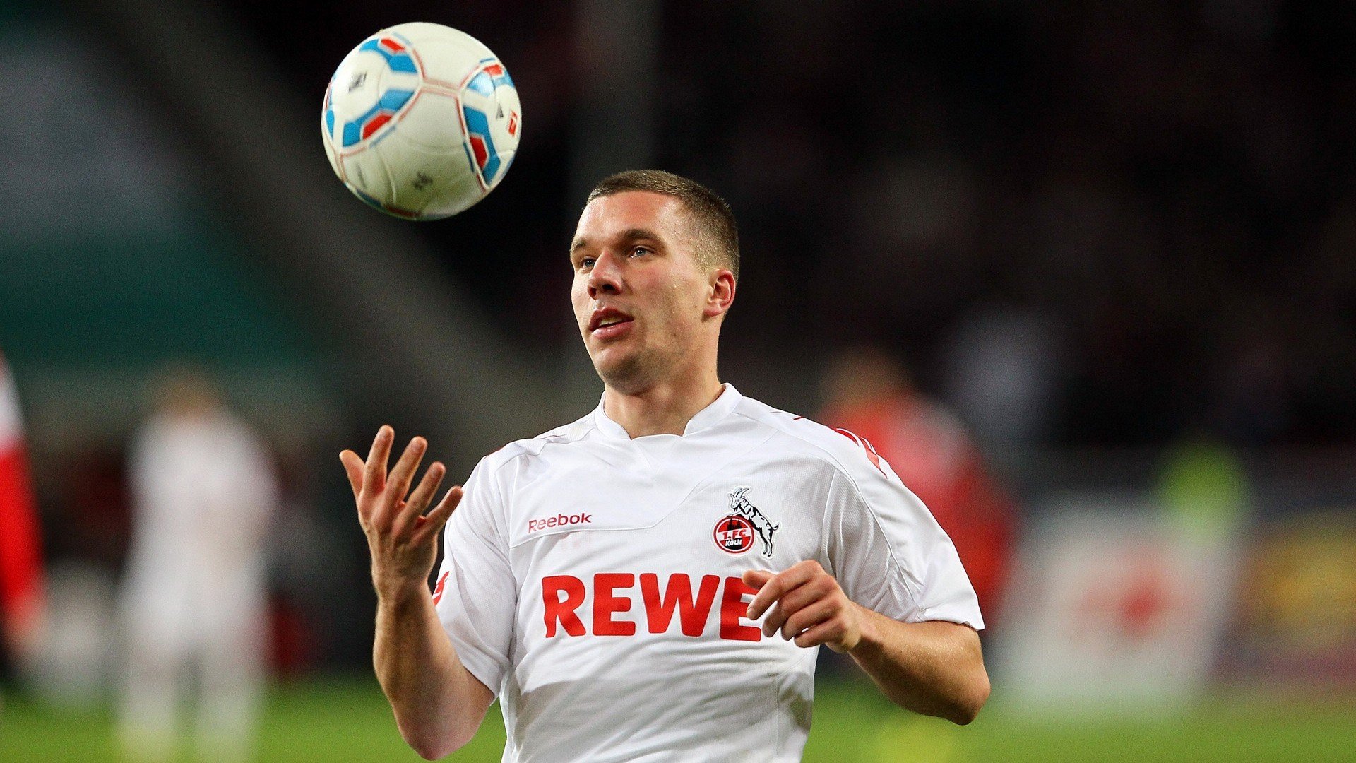 开云竞猜官网-_国际冠军御用：场外花絮曝光运动员日常_，运动员冠军名单