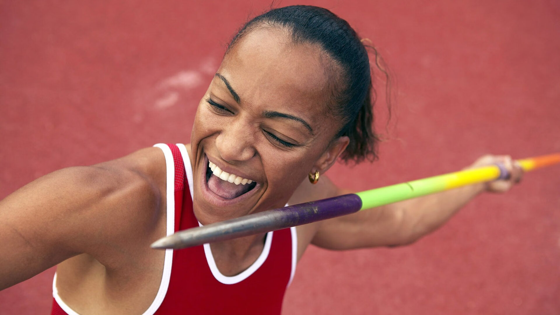 _都市登山挑战：攀越天际线的勇敢征程_，攀登天梯图片